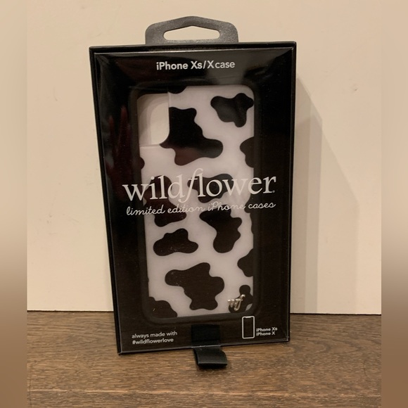 Wildflower moo moo cow iPhone X/XS case - Picture 1 of 6